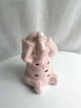 Glossy Pink Ceramic Elephant Figurine with Vanilla Scent